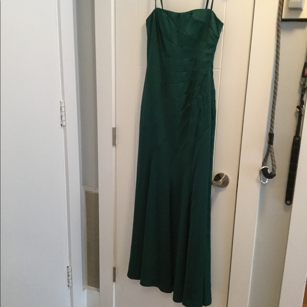 NWT BCBG emerald green strapless gown